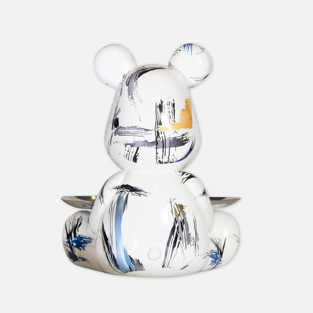 Lounge — Bear Sculpture