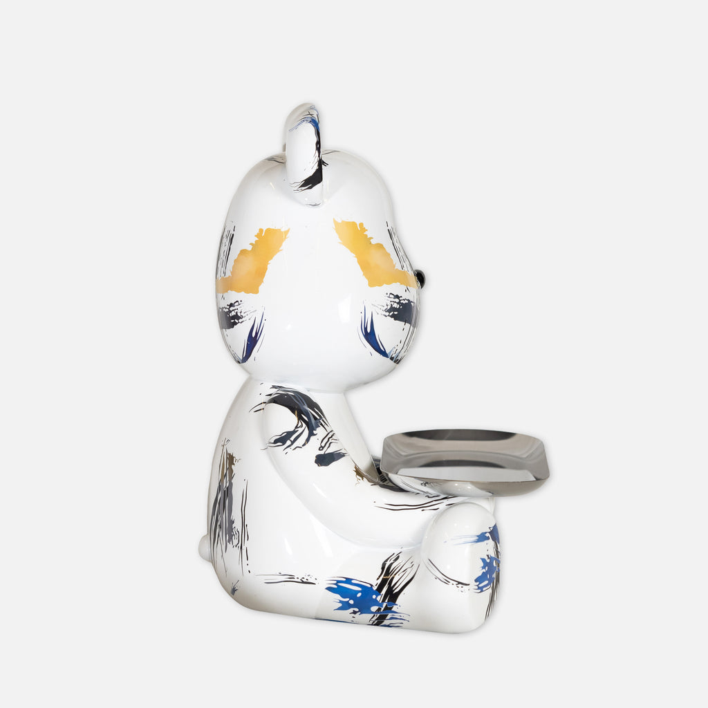Lounge — Bear Sculpture